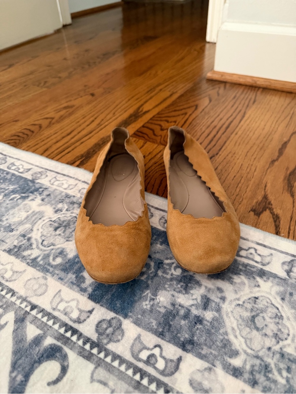 Chloe flats